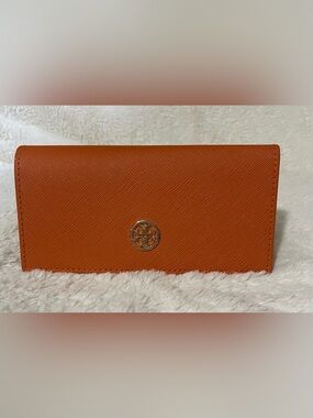 Tory Burch Burnt Orange Leather Logo Sun Glasses Case